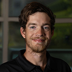 749958538-londy-belhasen-technician.jpg